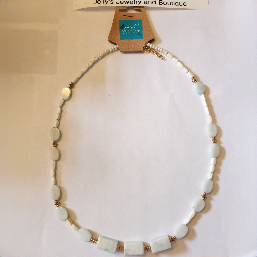 Jellys Jewelry And Boutique Handcrafted Nwt Off White Stone Beaded Necklace 35$